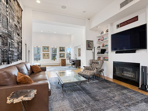 3rd image of 240 E Houston St APT 5D