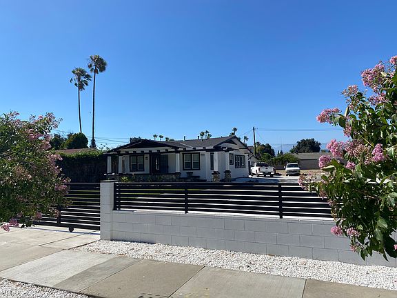 3rd image of 301 E Franklin Ave