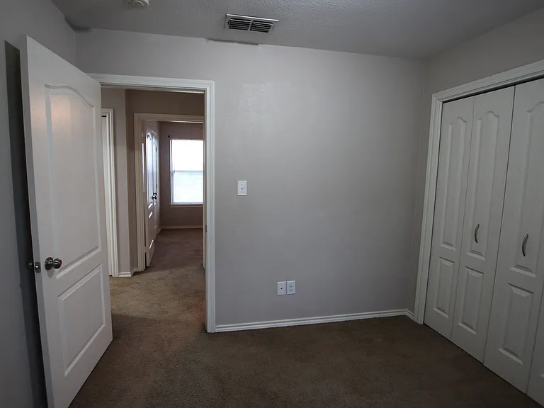 Coming Soon! 2 Bed 1.5 Bath Townhome In Lindale! — Photo 15