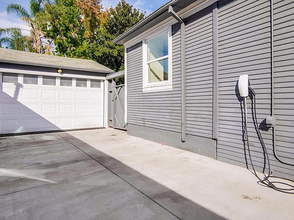 240 Volt EV Charger