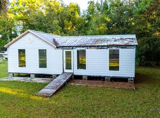 257 Hatfield St, Eastpoint, FL 32328