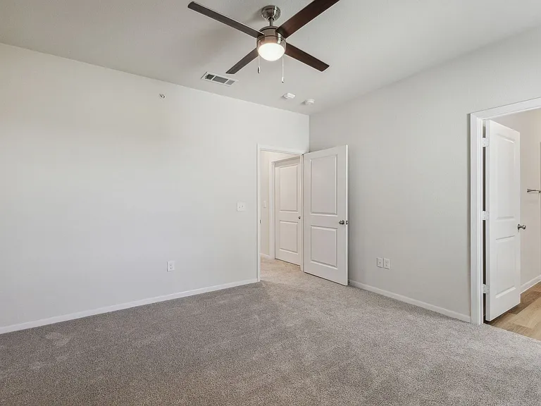 Stone Creek Flats - Brand New Apartments in Sherman, Texas — Photo 68
