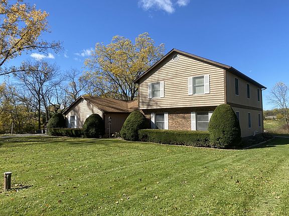 2nd image of 27768 N Orchard Dr