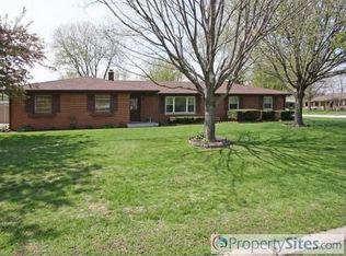 11 Fairfield Dr, Brownsburg, IN 46112