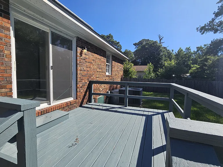 404 Millhouse Rd — Photo 16