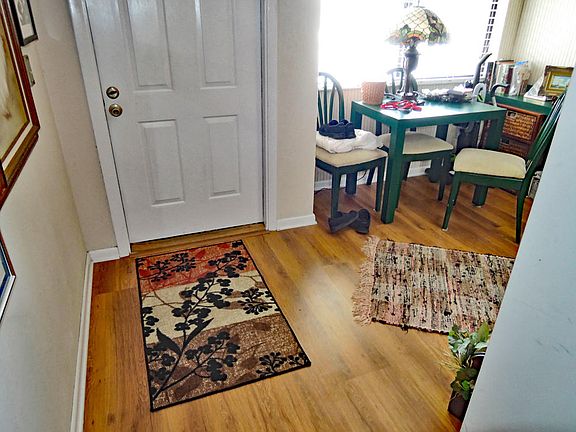 3rd image of 4260 Gator Trace Ave APT E