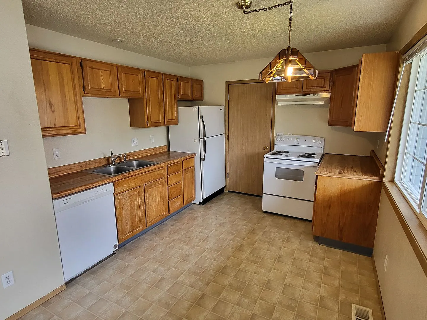 Cozy Downtown Duplex — Photo 2
