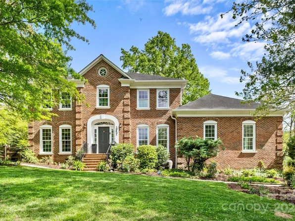 10431 William Penn Ln, Charlotte, NC 28277