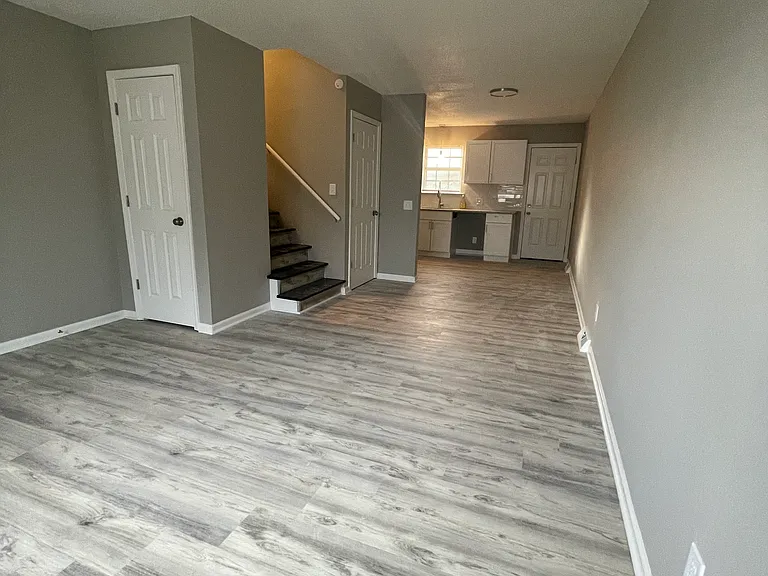 1015 N Jan Mar Dr — Photo 5