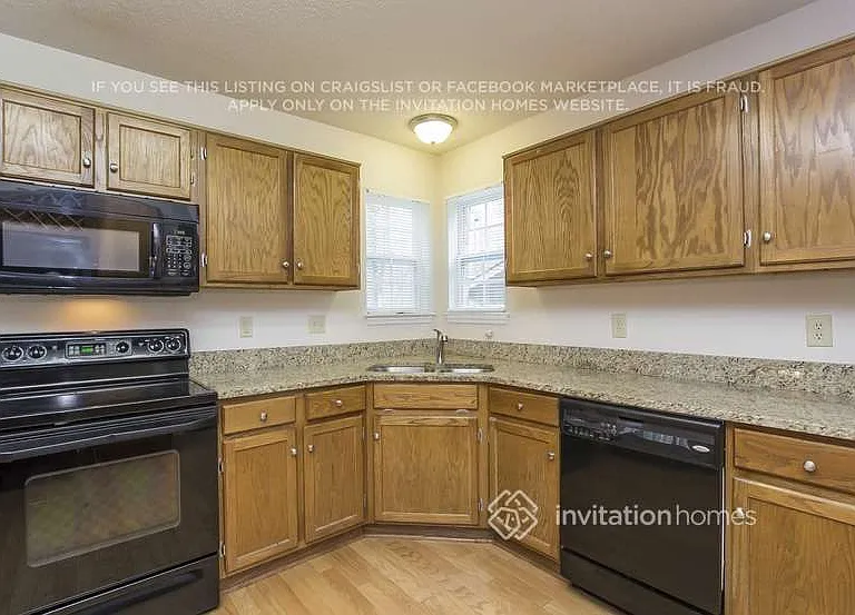 1257 Moorfield Trce NW — Photo 7