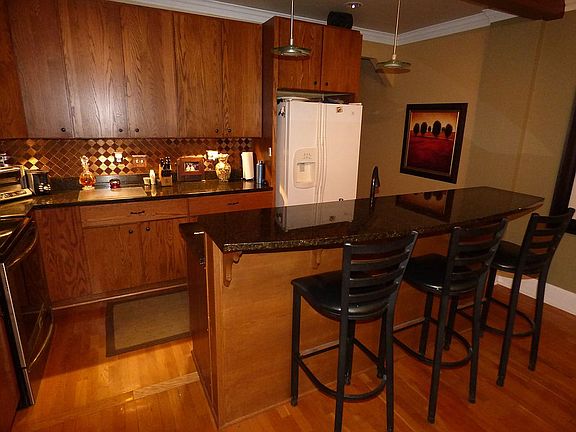 5th image of 3240 Hennepin Ave #1