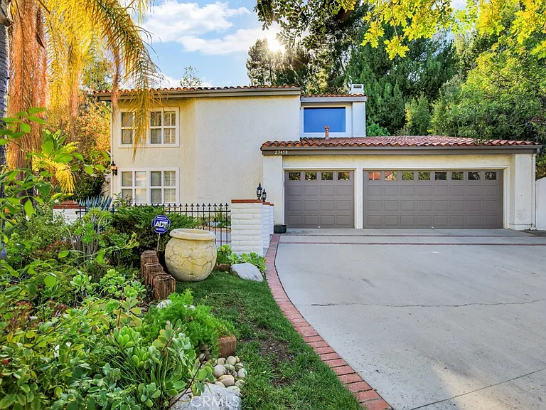 23450 Park Hermosa — Photo 20