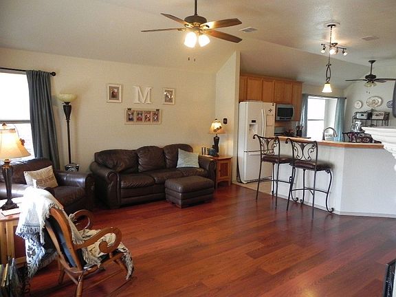 2nd image of 9422 Glenshee Dr