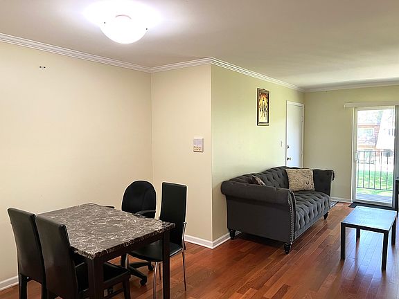 5th image of 9412 Bay Colony Dr #784