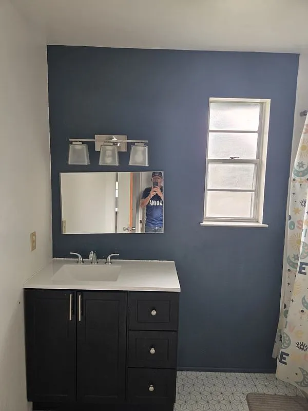 1 bed, 1.0 bath, 350 sqft, $1,150 — Photo 2