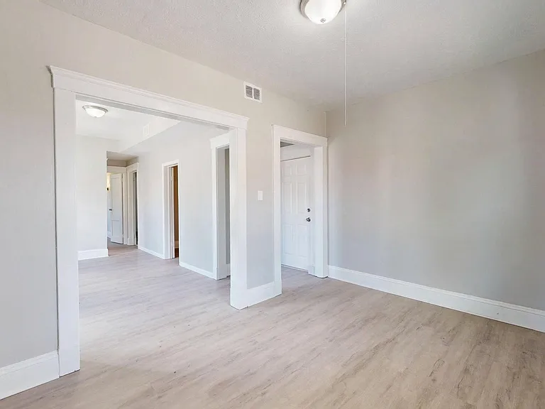 8111 Madison Ave — Photo 49