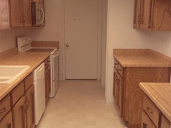 Alley kitchen with new dish washer