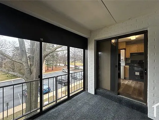 5490 Cedar Ln #C2 — Photo 3