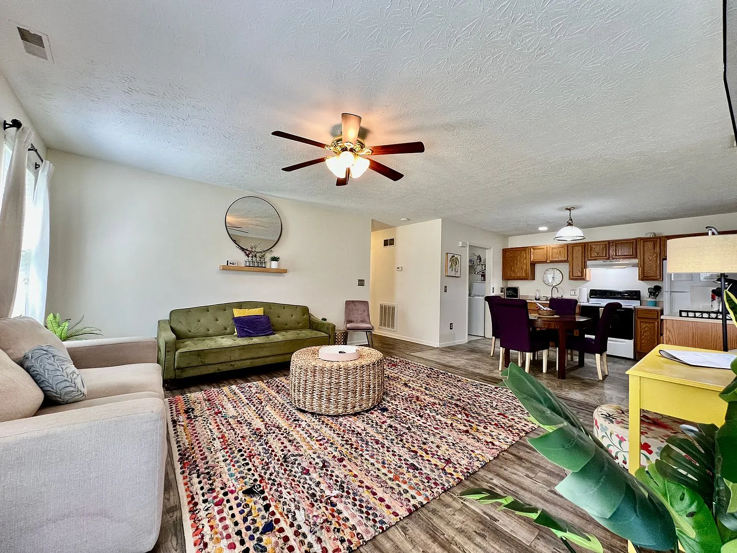 Fully furnished rental home for Corporate housing or insurance stays — Photo 2