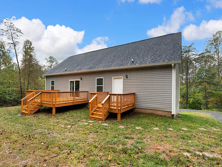 790 Ennis Mountain Rd — Photo 2