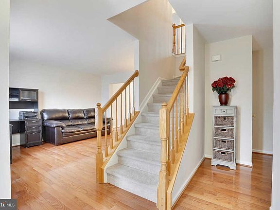 2nd image of 8233 Daniels Purchase Way