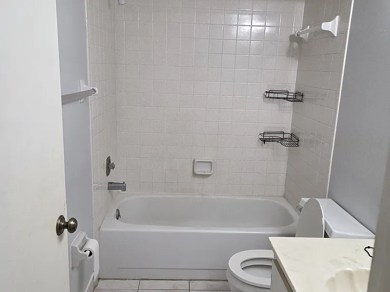 5651 Rattlesnake Hammock Rd #301C — Photo 7
