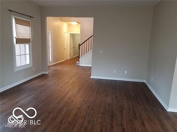 4th image of 10926 Camden Ct