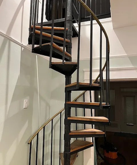 932 N Park Ave — Photo 16
