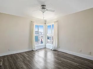 225 Rosecrans Ave APT 2, Manhattan Beach, CA 90266