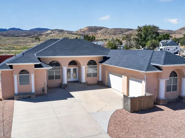 64 S 400 W, Aurora, UT 84620