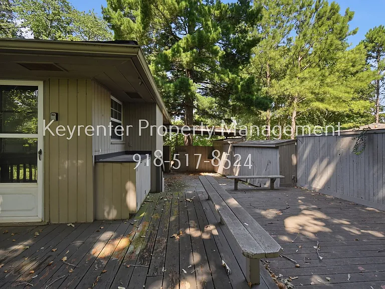 3325 S Yorktown Ave — Photo 20