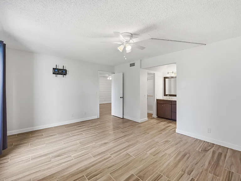 2805 Casita Way #112 — Photo 19