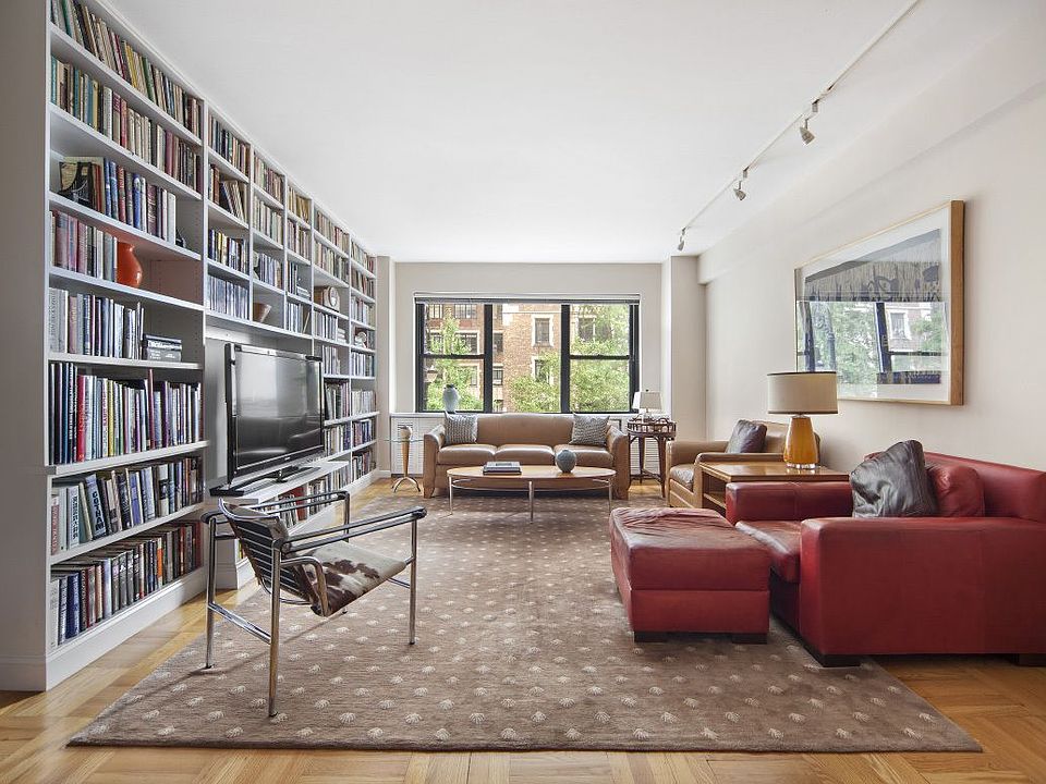 1st image of 2 Tudor City Pl #3BS