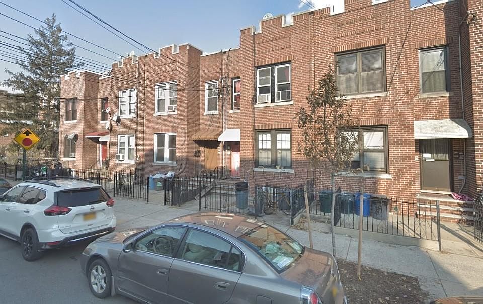 1st image of 4317 25th Ave #2