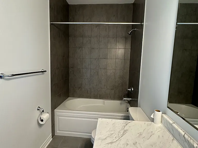 Gordon Krantz Ave — Photo 9