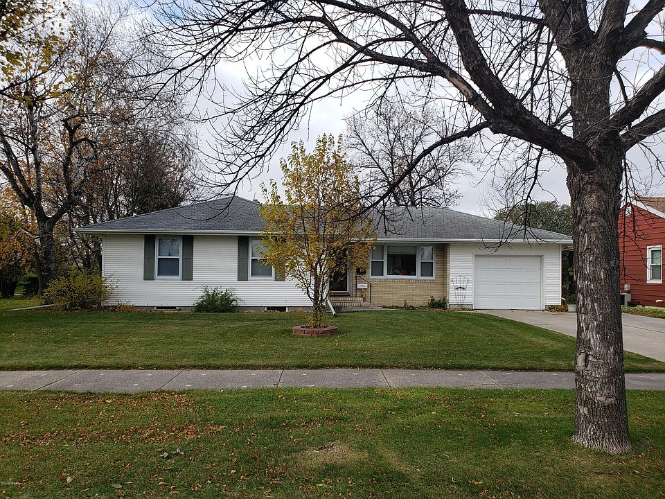 1st image of 1223 8th Ave NW