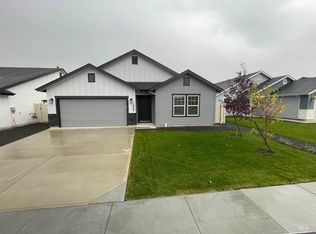 16609 Steel Mountain Ave, Caldwell, ID 83607