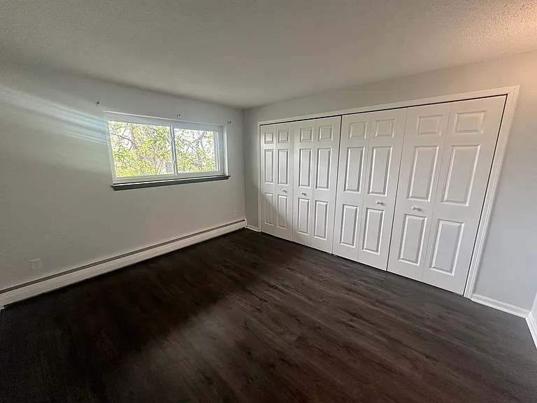 380 Ramsey St — Photo 17