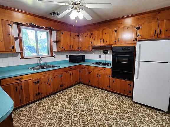 4th image of 5152 Bellamy Manor Dr