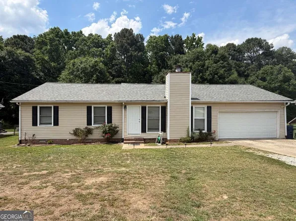 1631 Rose Garden Ln, Loganville, GA 30052