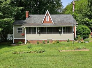 1415 Pickens Hwy, Walhalla, SC 29691