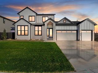 7714 W Flathead Lake St, Eagle, ID 83616