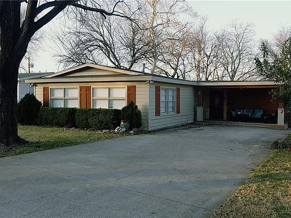 3rd image of 5005 Voncille St