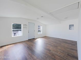 11 Bray Ave, Middletown, NJ 07748