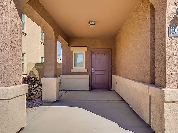4th image of 29930 W Whitton Ave