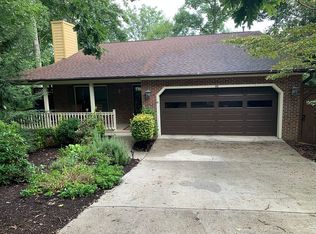 40 Foxberry Dr, Arden, NC 28704