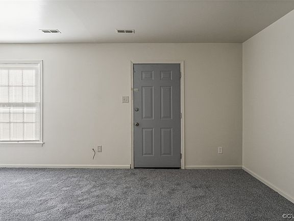5th image of 238 Knighthood Ct