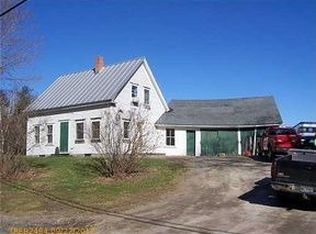 834 Middlesex Rd, Topsham, ME 04086