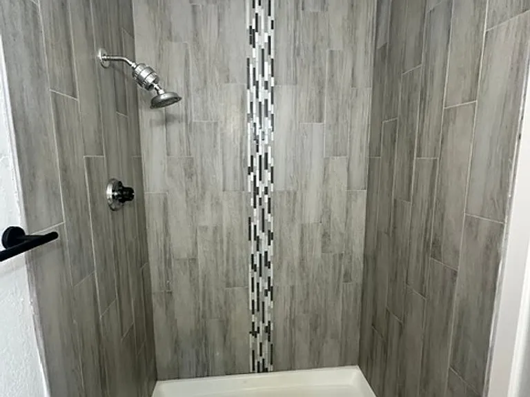 5318 W Turney Ave — Photo 11