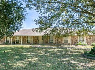 121 Simon Cv, Jennings, LA 70546